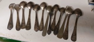 Set de cubiertos antiguos