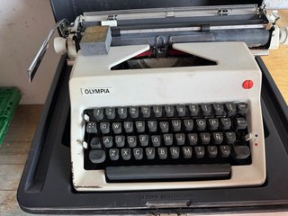 Máquina de escribir Olympia