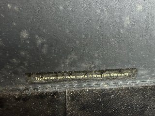 Máquina de escribir Olympia
