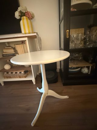 Mesita auxiliar redonda IKEA