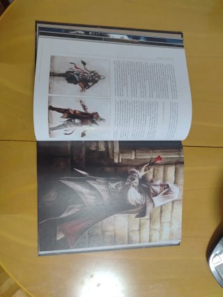 Assassin's Creed 15 Aniversario Libro