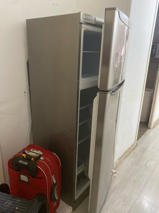 Nevera Whirlpool Ariston