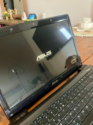 ASUS A52J Notebook