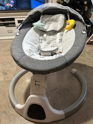 Mecedora eléctrica para bebé