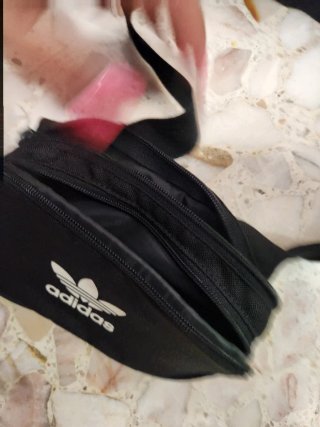 Riñonera Adidas Negra