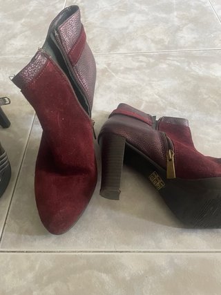 Zapatos de tacón mujer varios colores. 30€ c/par