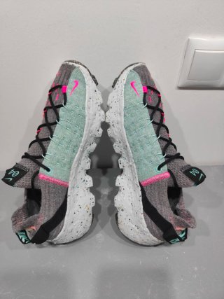 Nike Space Hippie 04 gris 42,5