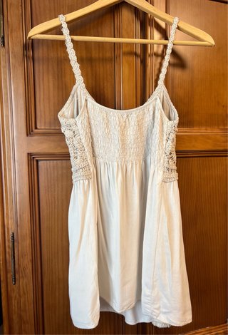 Blusa tirantes encaje pecho