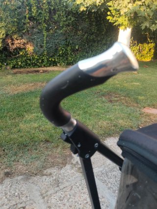 Carrito de paseo Maclaren negro
