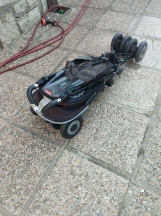 Carrito de paseo Maclaren negro