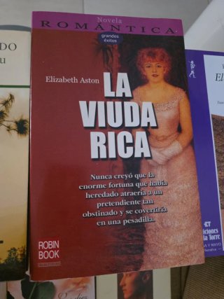 Libros de novela , autoayuda