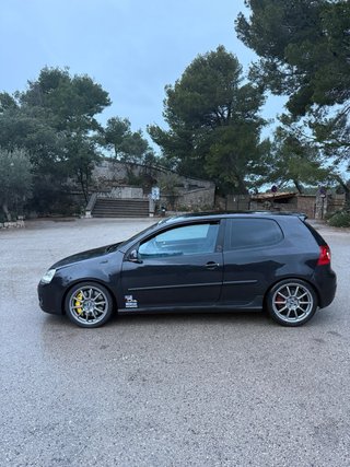 Volkswagen Golf 2005