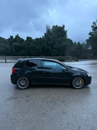 Volkswagen Golf 2005