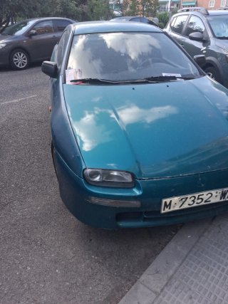 Mazda 323 1998