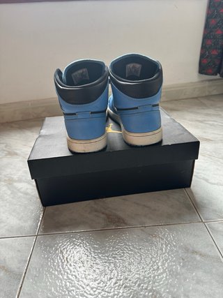 Nike Air Jordan 1 Mid University Blue original