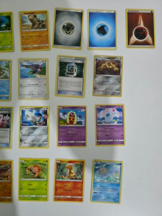 Mazzo 50 carte Pokémon miste
