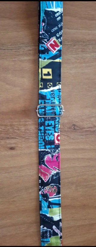 Correa de guitarra con diseño