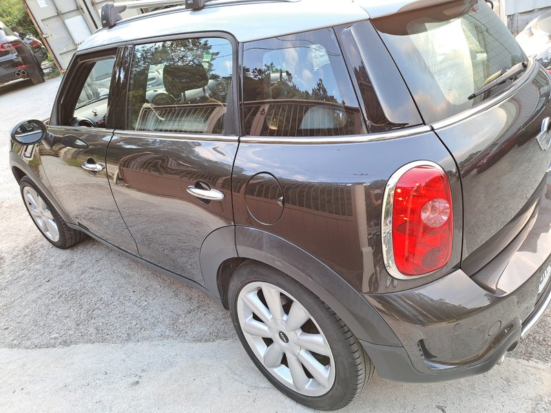 MINI Countryman 2015, foto 3