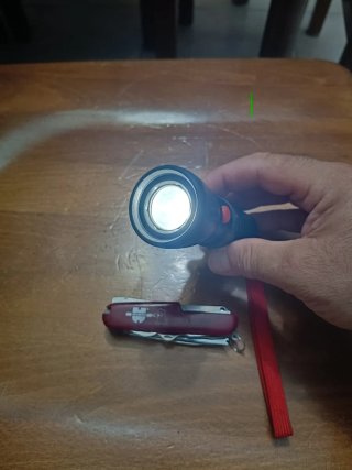 Torcia e coltellino multiuso Würth