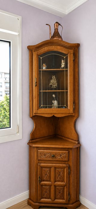 Mueble esquinero vitrina de madera de roble macizo