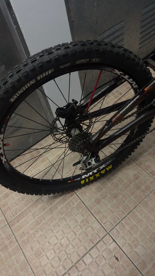 Mongoose Boot R 2010 DH Bici Montaña