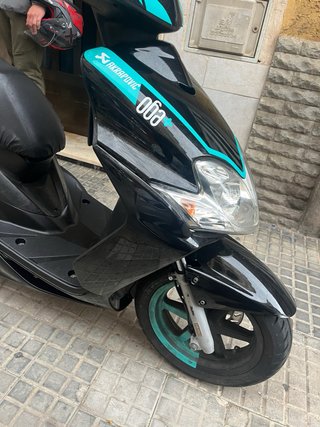 Yamaha Jog RR Negra