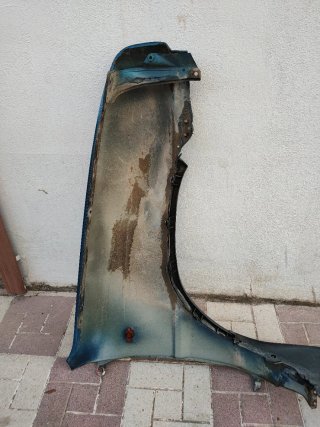 ALETA DELANTERA IZQUIERDA NISSAN TERRANO II AZUL