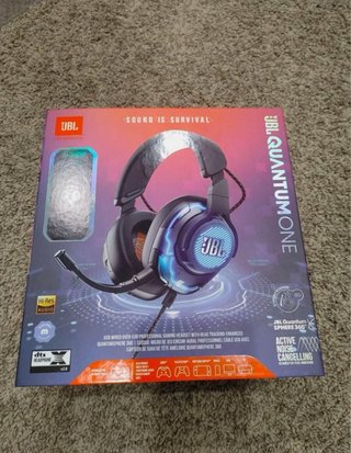 Auriculares Gaming JBL Quantum ONE USB