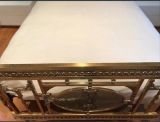 Cama de bronce estilo clásico