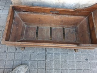 Cuna balancín antigua buena madera +100 años buen