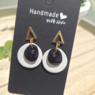 Pendientes hechos a mano