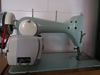 Máquina de coser Sigma 101 antigua