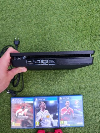 PS4 Slim + Funda Mando + 3 Juegos | PlayStation 4