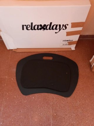 Tabla Relaxdays para portátil