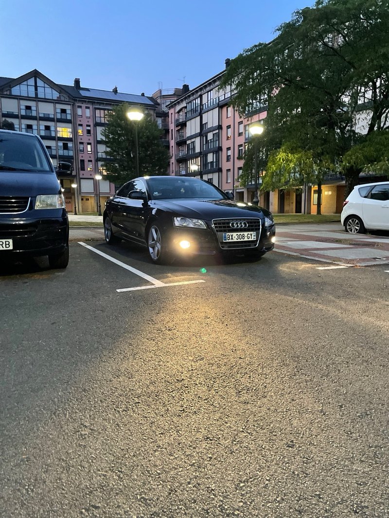 Audi A5 COUPE - foto 1