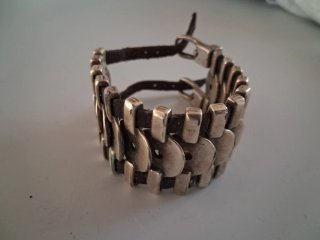 Pulsera Uno de 50 Cuero y Plata