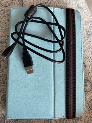 Libro electrónico . Negro