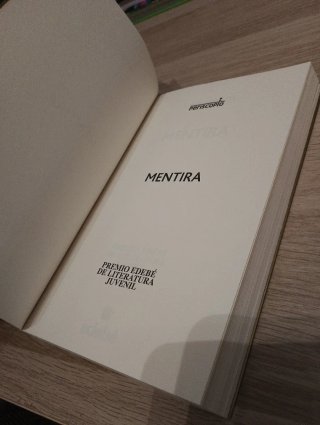 Mentira