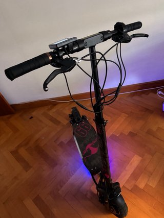 Patinete Eléctrico KTM Red Bull