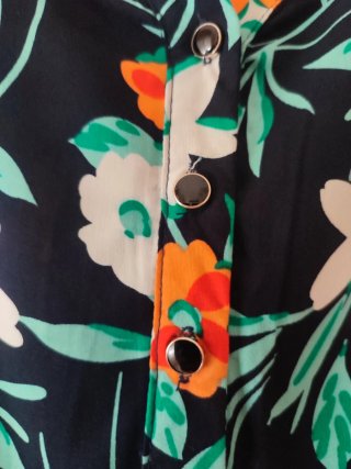 Camisa floral Menglu talla M