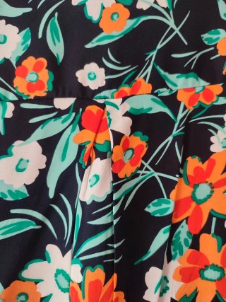 Camisa floral Menglu talla M