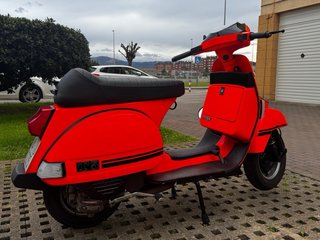 Vespa PX 125 naranja