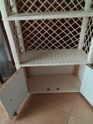 Mueble de baño de mimbre