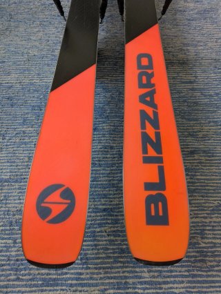 Esquís Blizzard Rustler 9 164cm