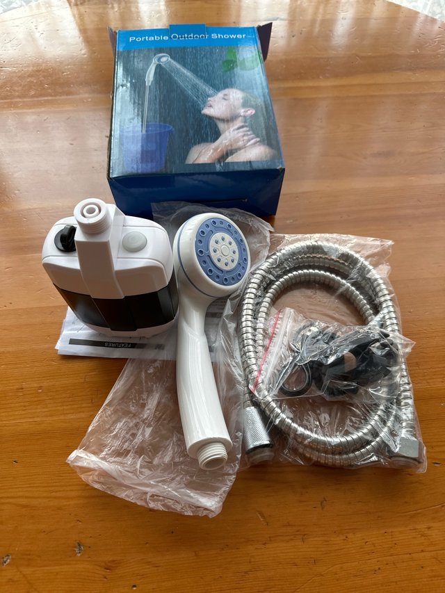 Ducha Portátil Eléctrica Exterior Recargable