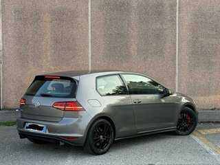 Volkswagen Golf 7 GTI perfomance 2016