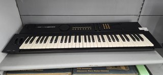 Sintetizador Vintage Yamaha YS200