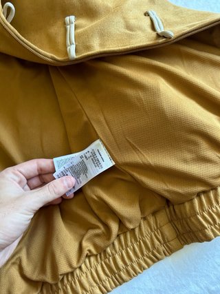chaqueta adidas mostaza talla L año nuevo chino