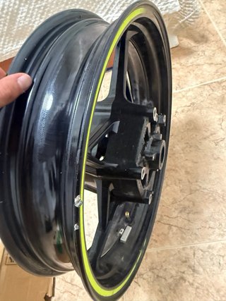 Llanta Delantera Z900 Original (Para Reparar)