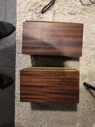 Altavoces vintage madera